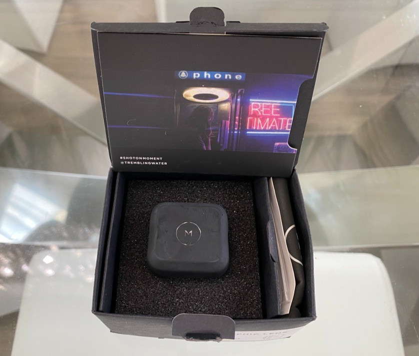 Moment Anamorphic 1.55x Mobile Lens M Series - GOLD FLARE - BRAND NEW