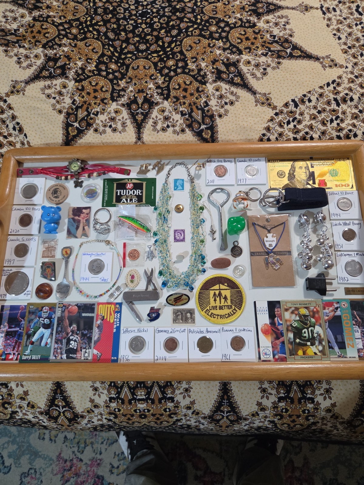 Vintage Junk Drawer With Silver, Jewlery, Sports Cards, Couns And More Vintage Junk Drawer With Silver, Jewlery, Sports Cards, Couns And More