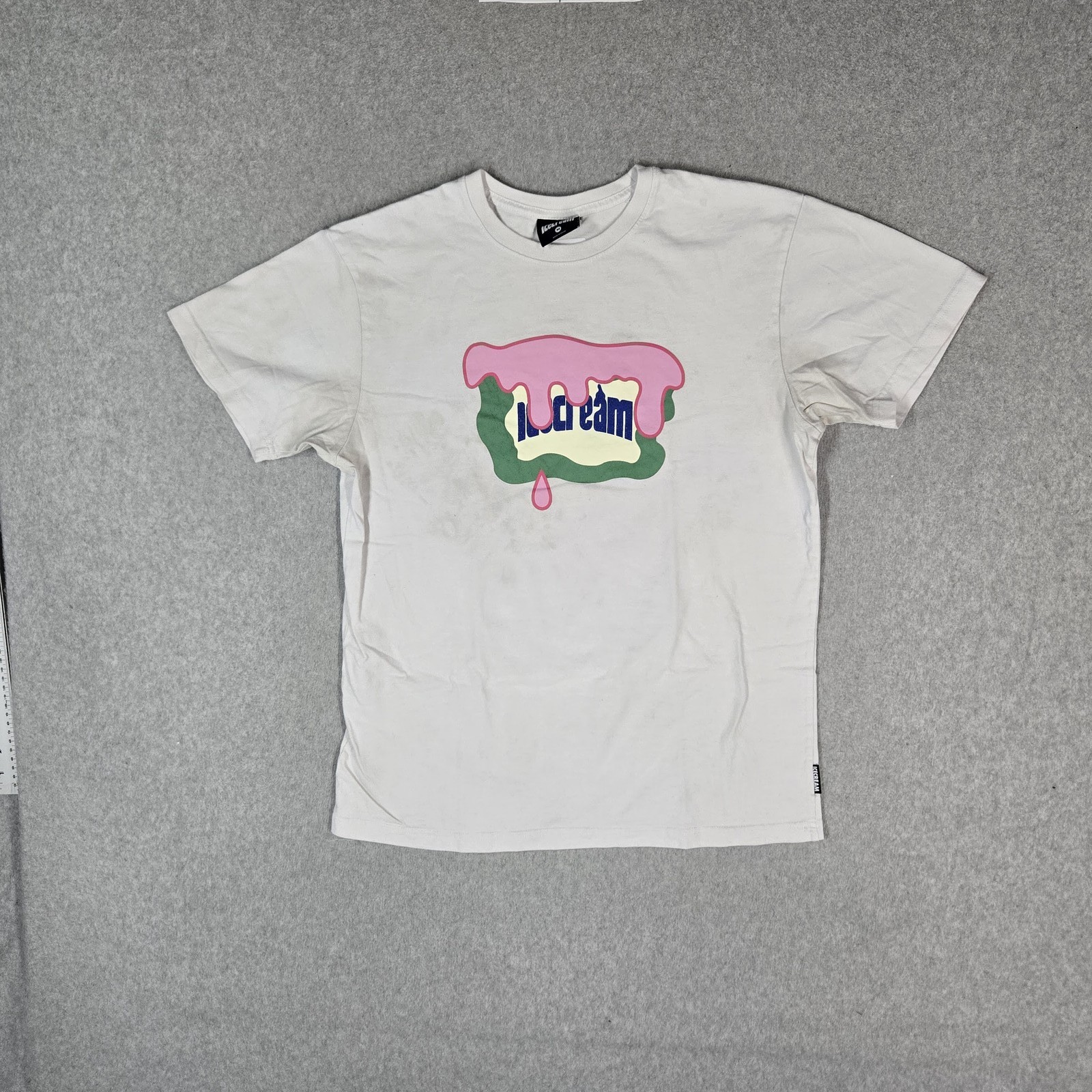 Icecream Men Shirt M White Graphic Short Sleeve READ