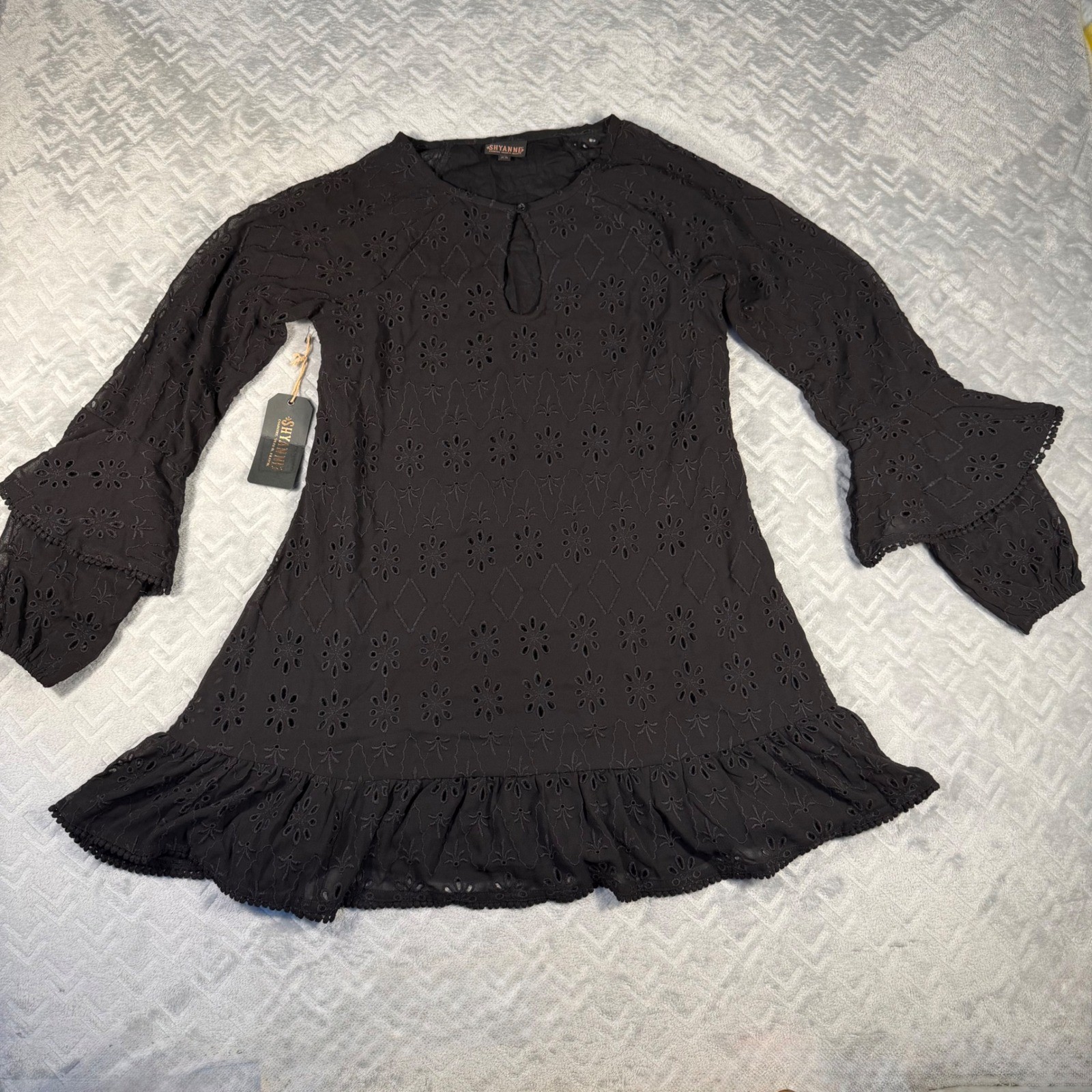 Shyanne Eyelet Mini Dress Womens XS Black Boho Ruffle Long Sleeve New with Tags Shyanne Eyelet Mini Dress Womens XS Black Boho Ruffle Long Sleeve New with Tags