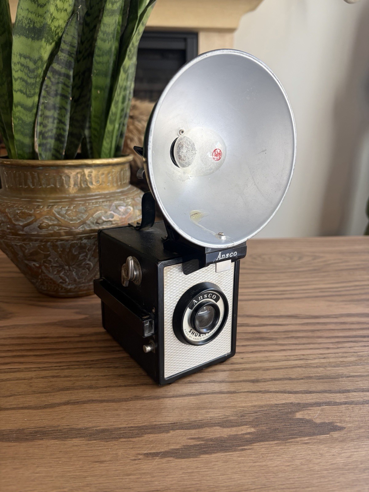 Vintage Ansco Shur Flash Box Camera with Flash and Bulb Working Shutter