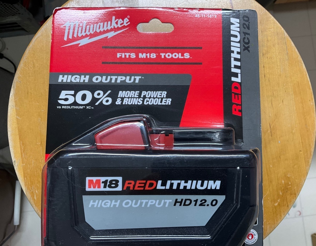 48-11-1812 M18 RedLithium High Output HD 12.0 Battery Pack New Genuine