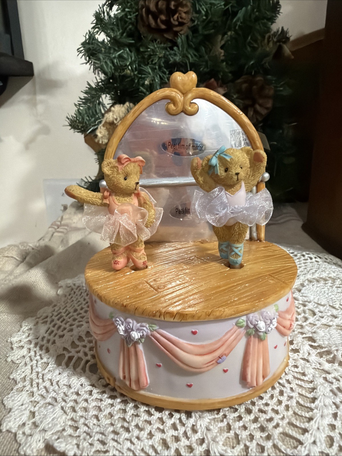 Cherished Teddies Friends Keep You in Your Toes Music box (118068) 2004 Avon Exc