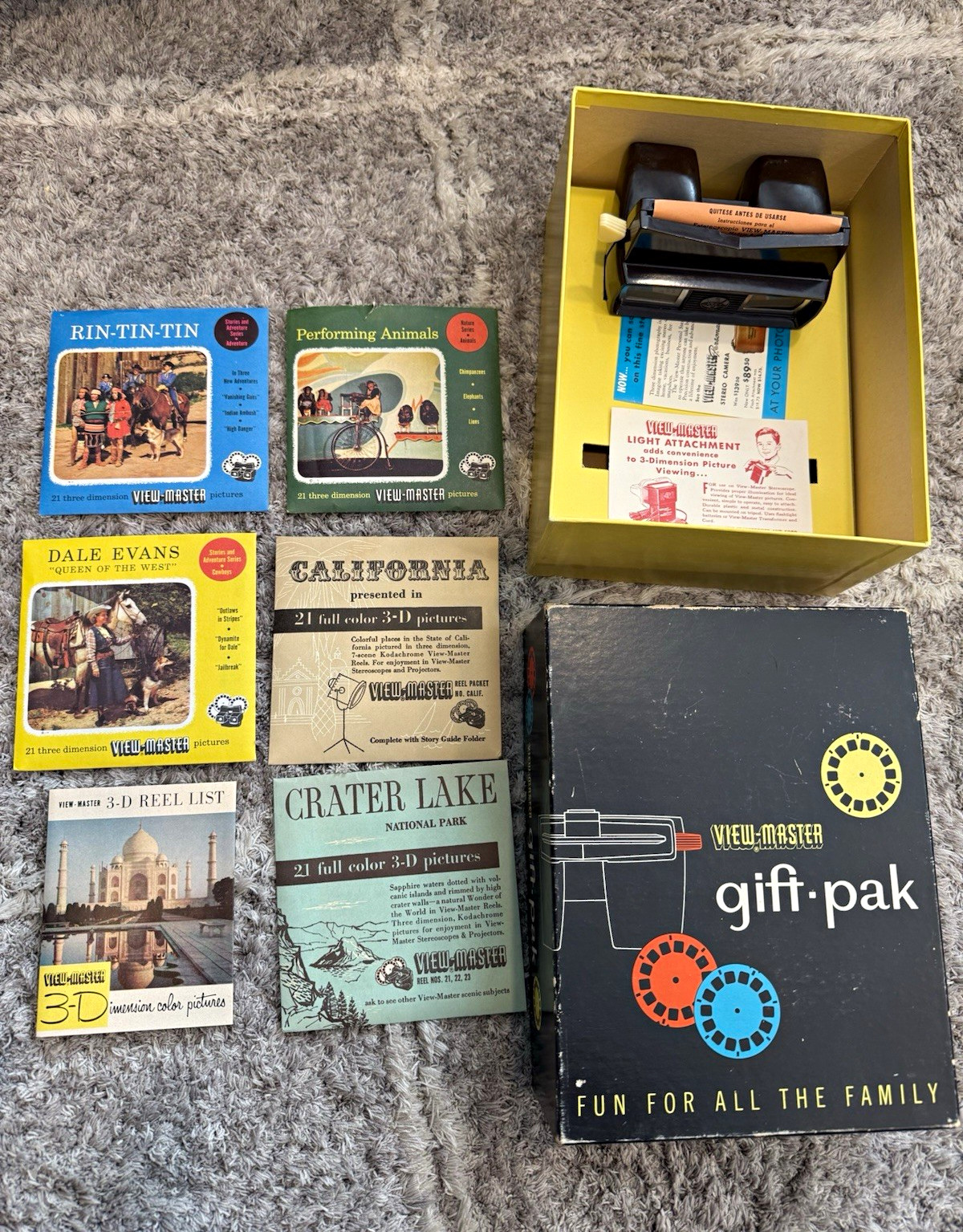 Vintage 1950s View-Master Gift Pak – Original Box, Bakelite Viewer, and Reels