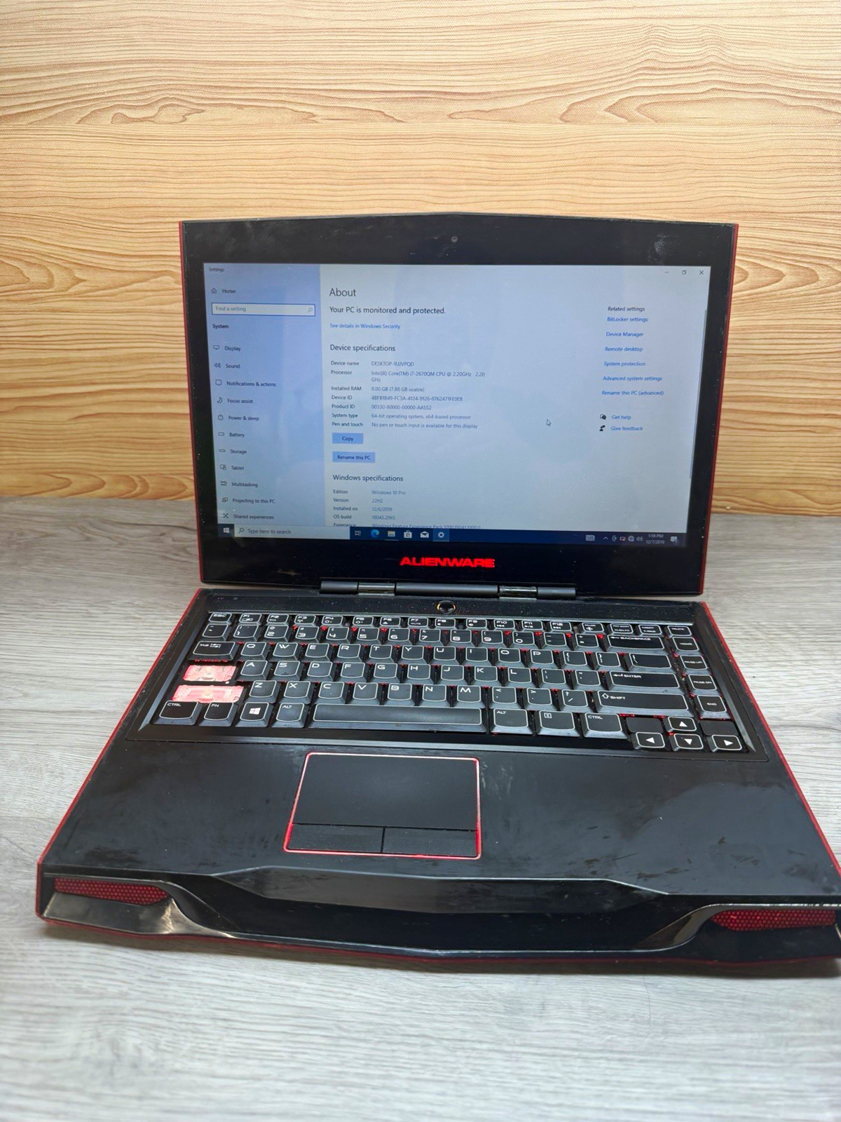 Alienware M14x R2 14in i7-2670QM 8GB Ram 256GB SSD Win10 Pro Dedicated GPU