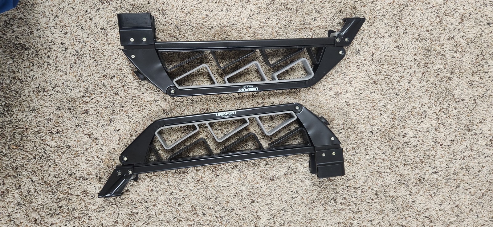 Vintage 1970s Barrecrafters Ski Rack, Includes key, Tested to work Vintage 1970s Barrecrafters Ski Rack, Includes key, Tested to work