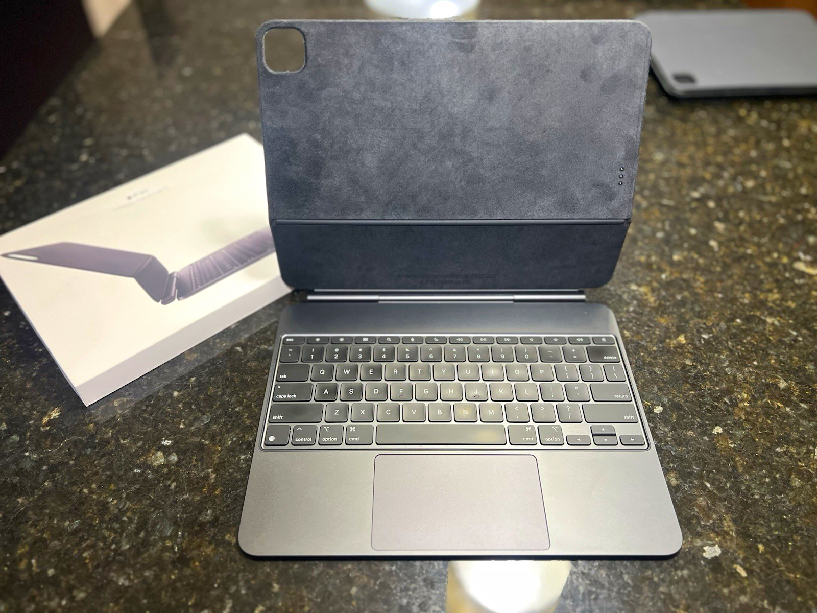 Apple Magic Keyboard Folio/Case for IPad Pro 13-inch (M4/M5) Gray/Black