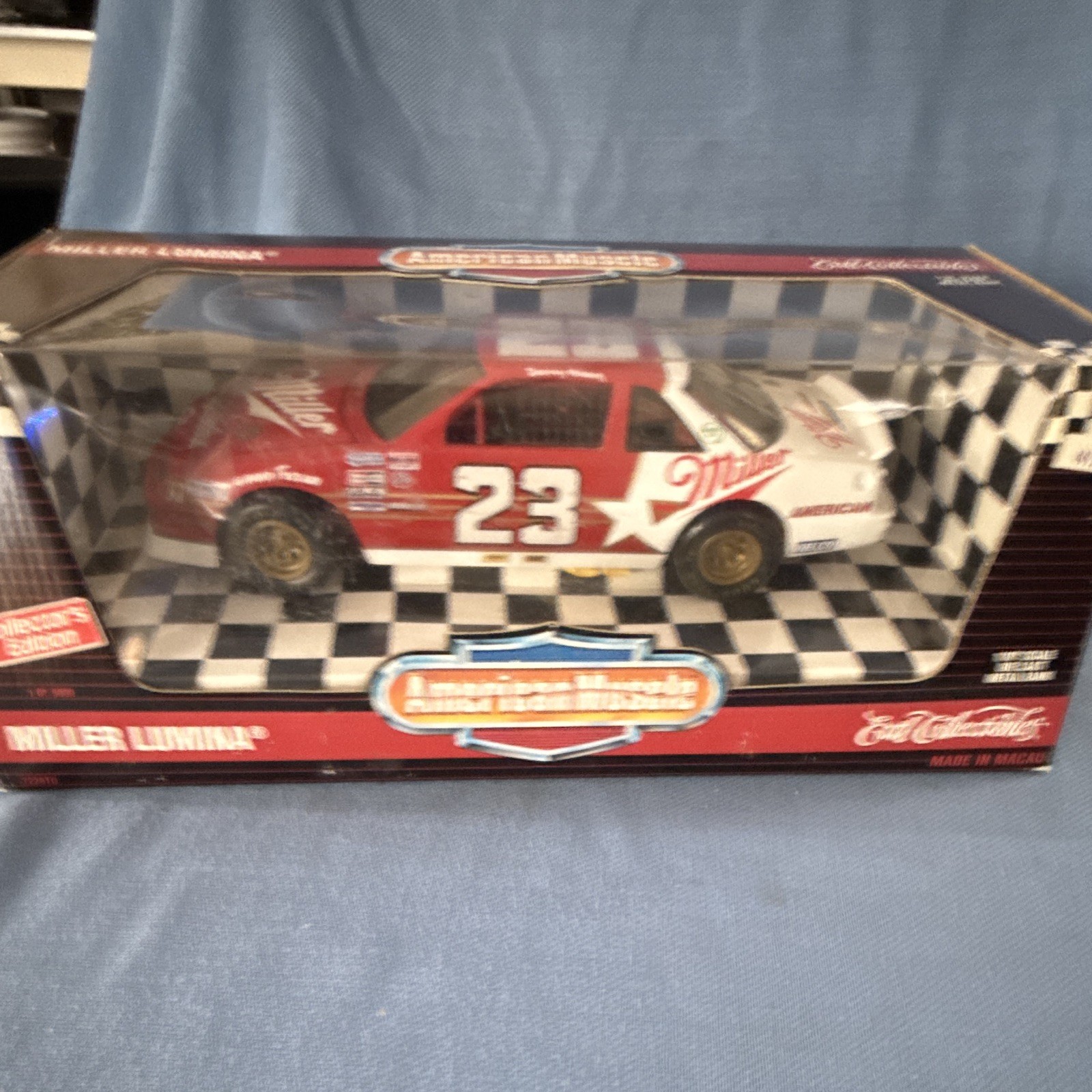 ERTL American Muscle 1:18 1990 Rusty Wallace #23 Chevy Lumina Miller Bank