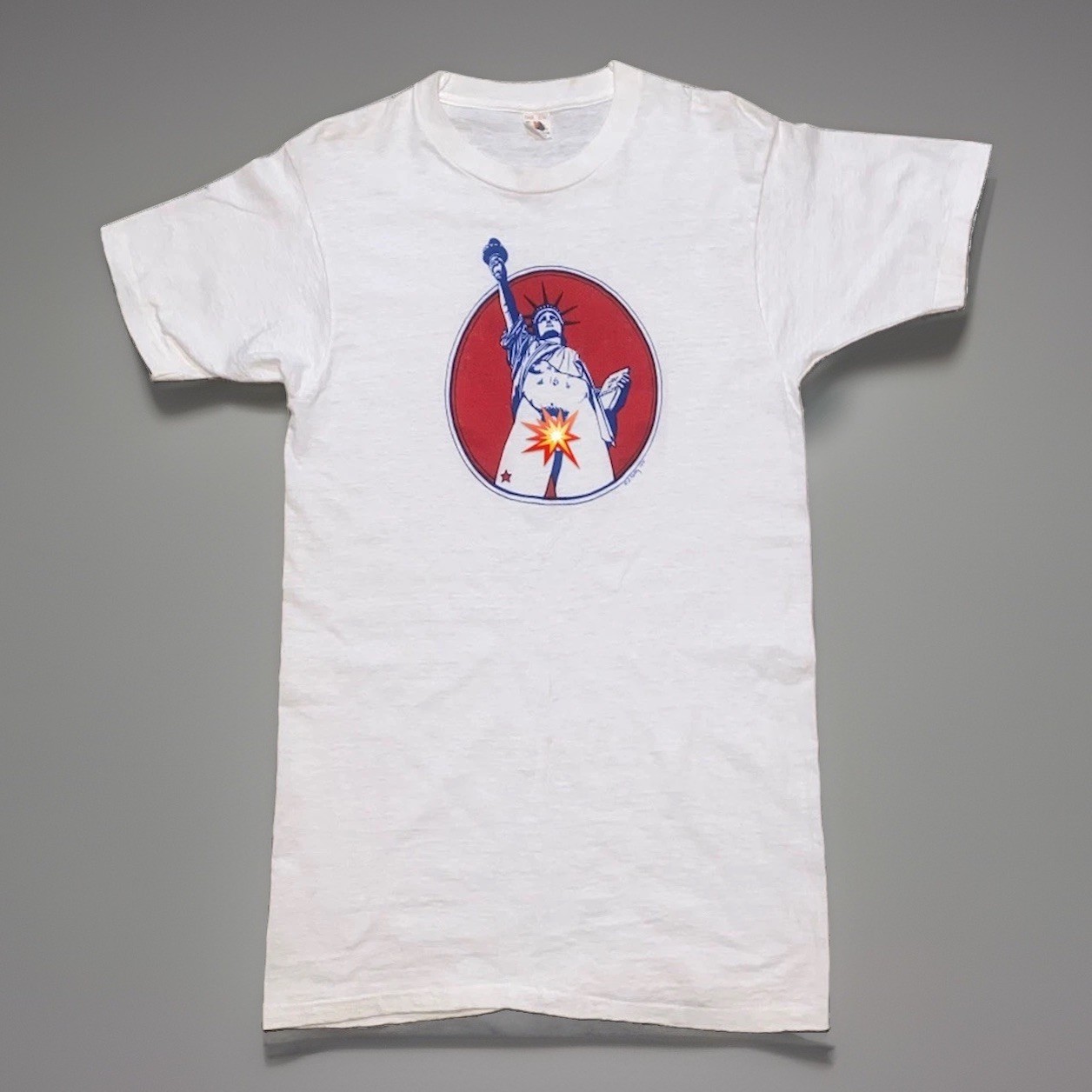 Vintage 70s Statue Of Liberty Graphic TShirt 1970s Counterculture Satire Art Tee