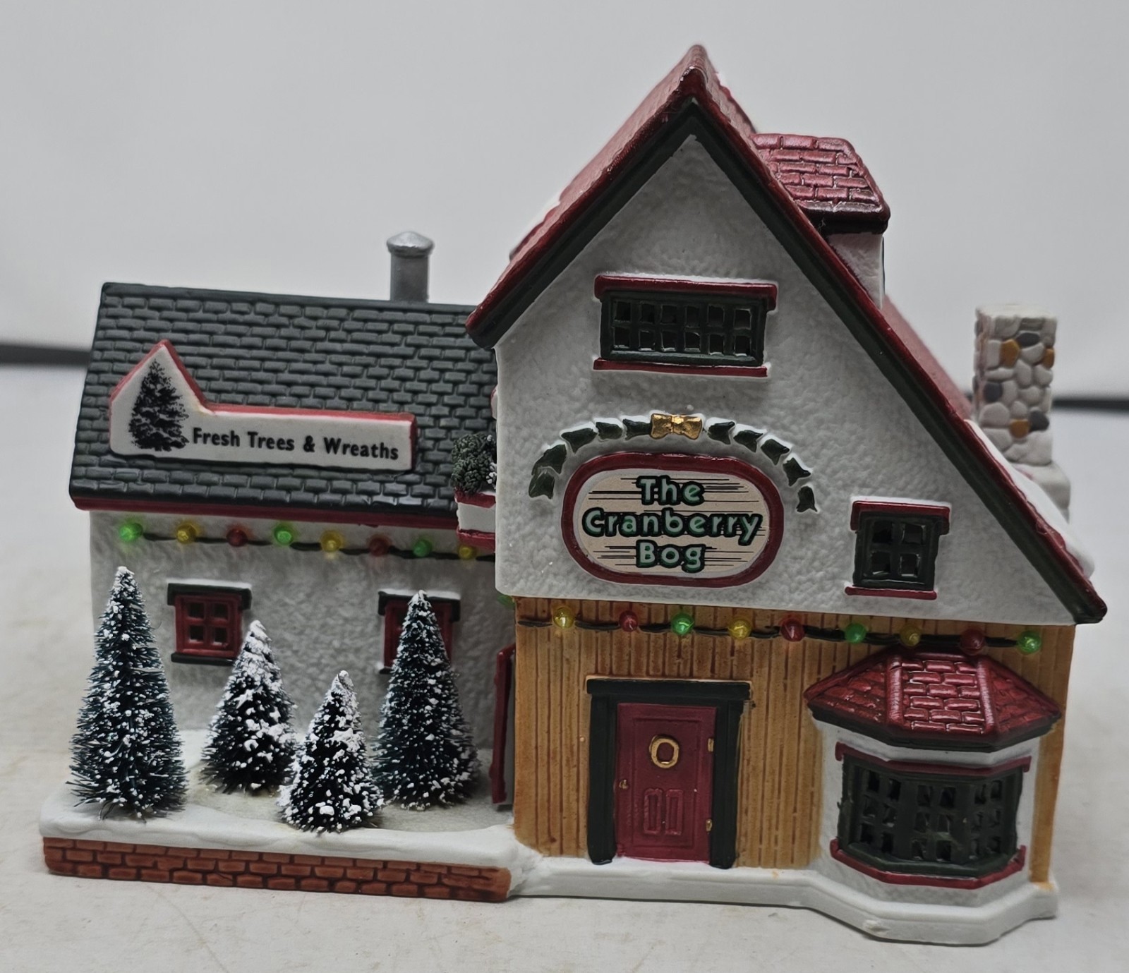 1998 Lemax Village The Cranberry Bog Fresh Trees & Wreaths Lighted Christmas