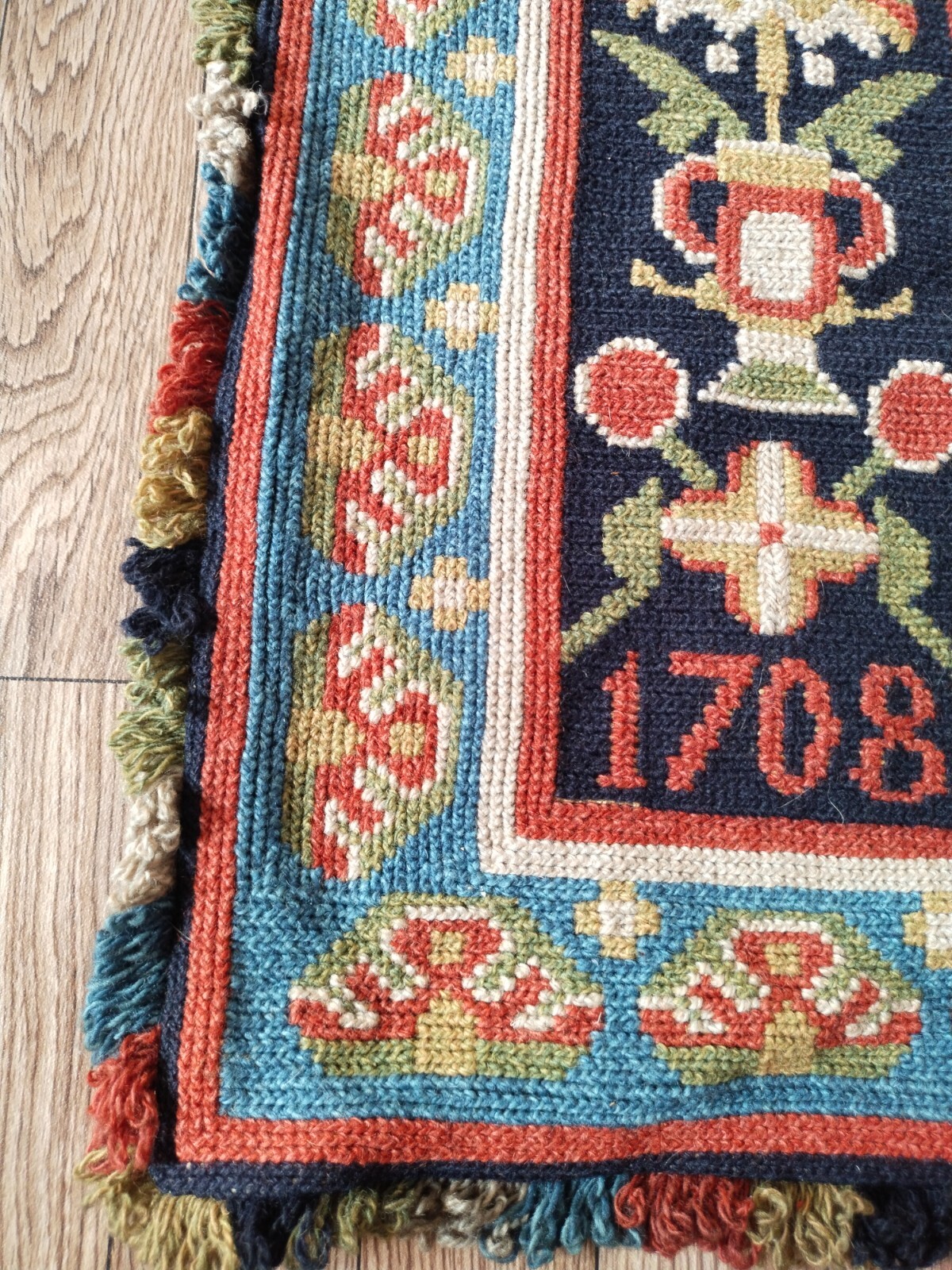 Vintage Scandinavian swedish needlepoint rollakan  crosstich tapestry panel t165
