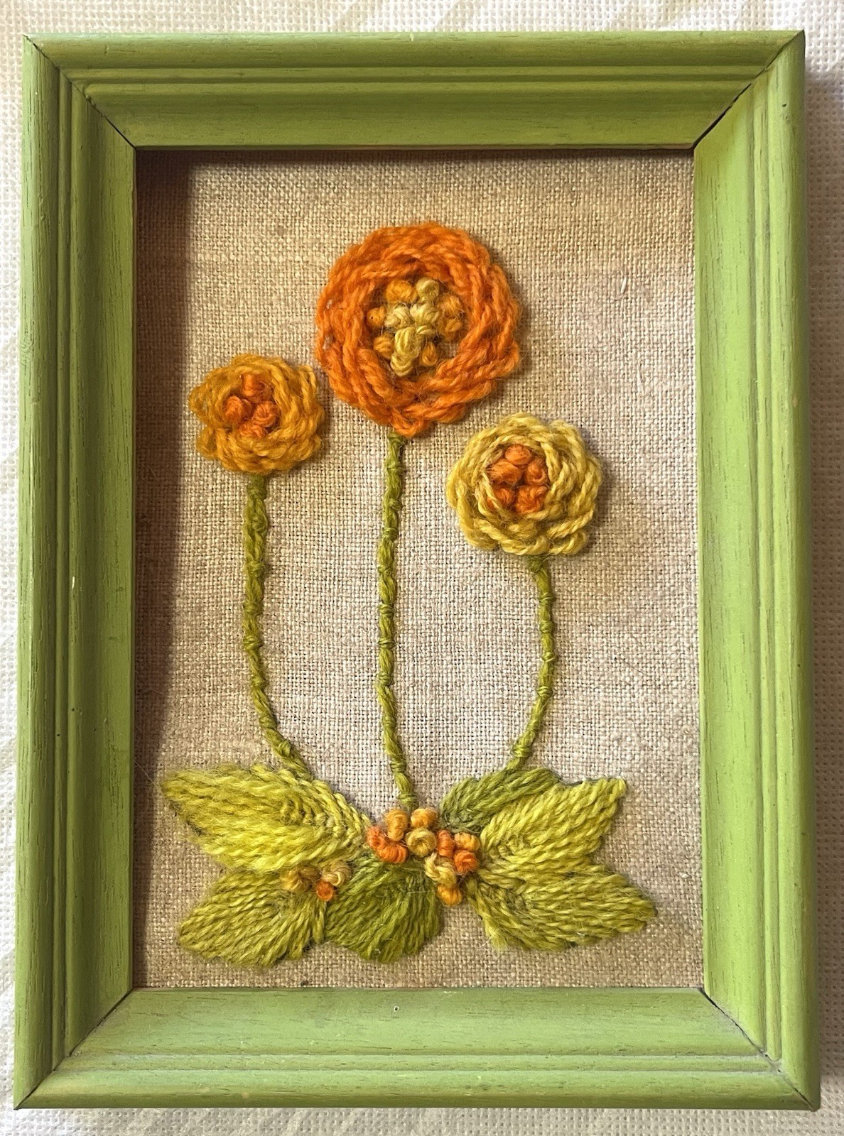 1970 Crewel Yarn Flower Floral Bouquet Boho Green Wood Frame Wall Art 5.5 X 7.5