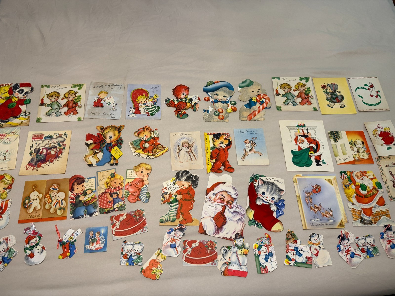 Vintage 1940S -1950s large lot Christmas Cards Vintage 1940S -1950s large lot Christmas Cards