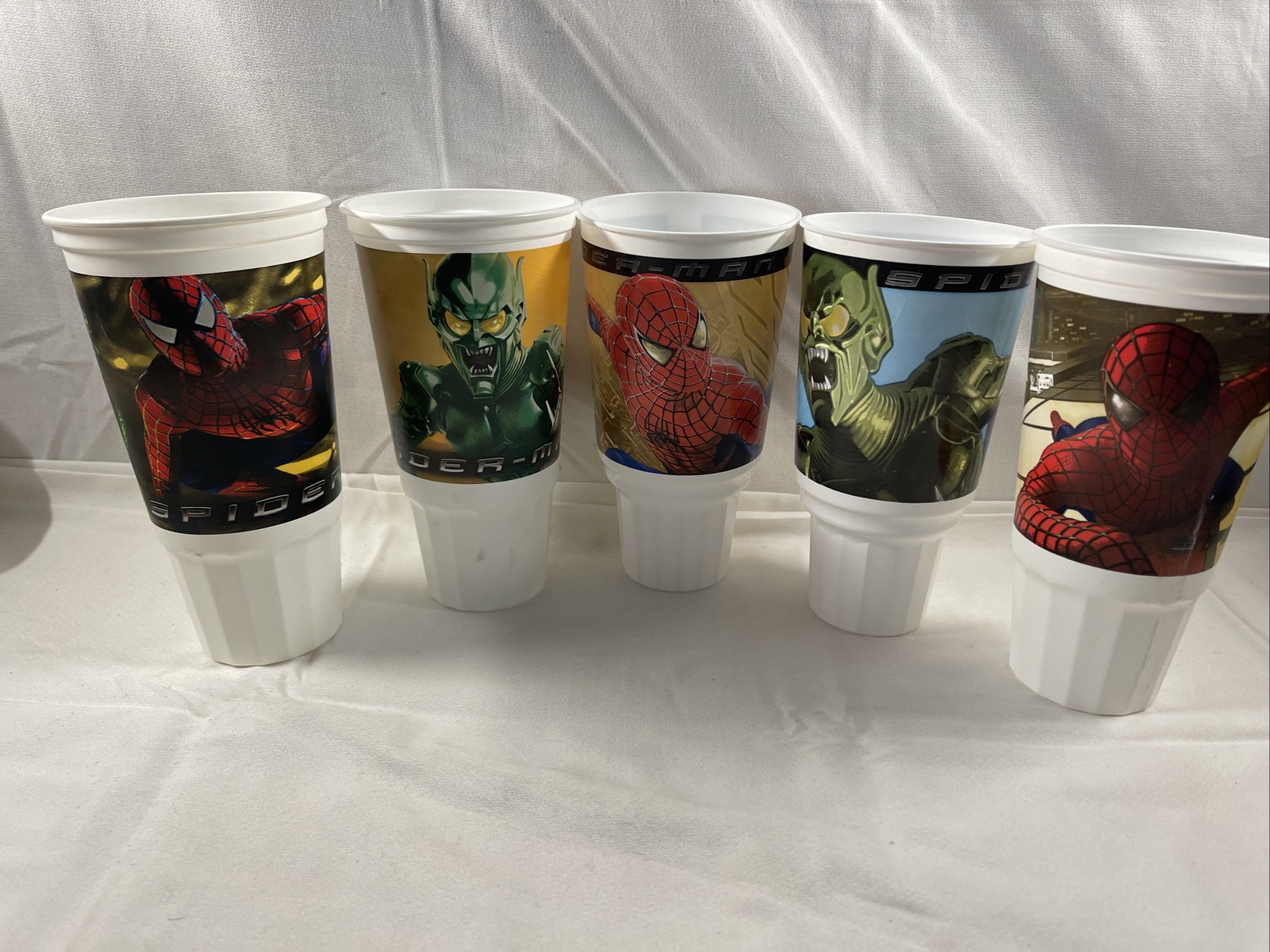 LOT of 5 Spiderman Tobey Maguire Movie 2002 Hardee\'s Carl\'s Jr Cups Marvel