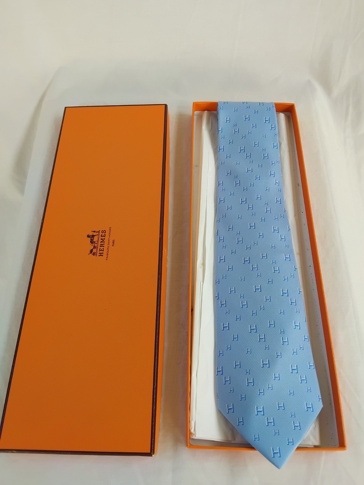 Hermes Paris Blue H Patterned Silk Necktie Made In France