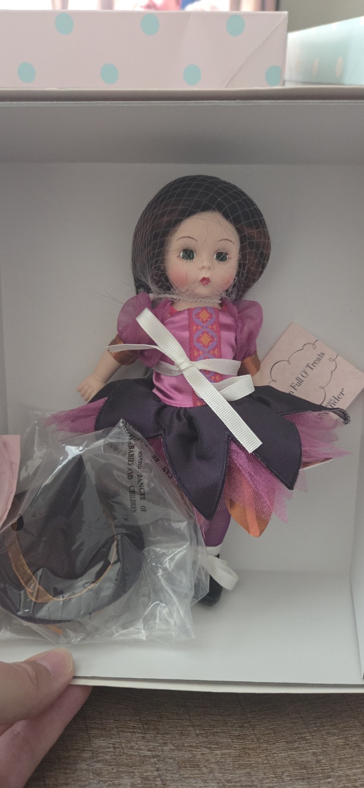 Madame Alexander Pumpkin Full O\' Treats Girl Doll w/ Box Accessories MPN 46230