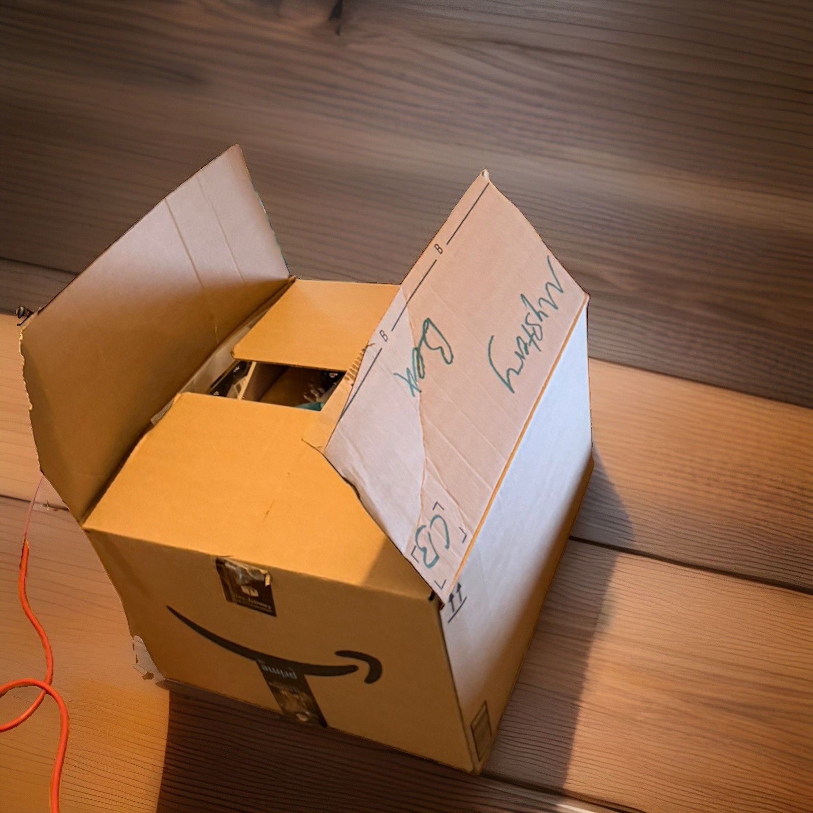 10 pound mystery liquidation box Mixed Brands All sealed or just damaged box 10 pound mystery liquidation box Mixed Brands All sealed or just damaged box
