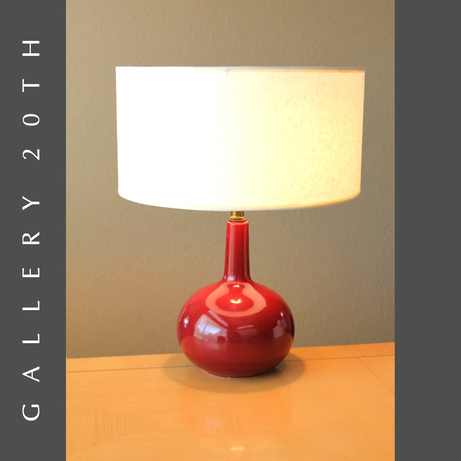 GORGEOUS CHERRY MID CENTURY PORCELAIN LAMP TABLE VTG RAYMOR 50S 60S DESK MODERN