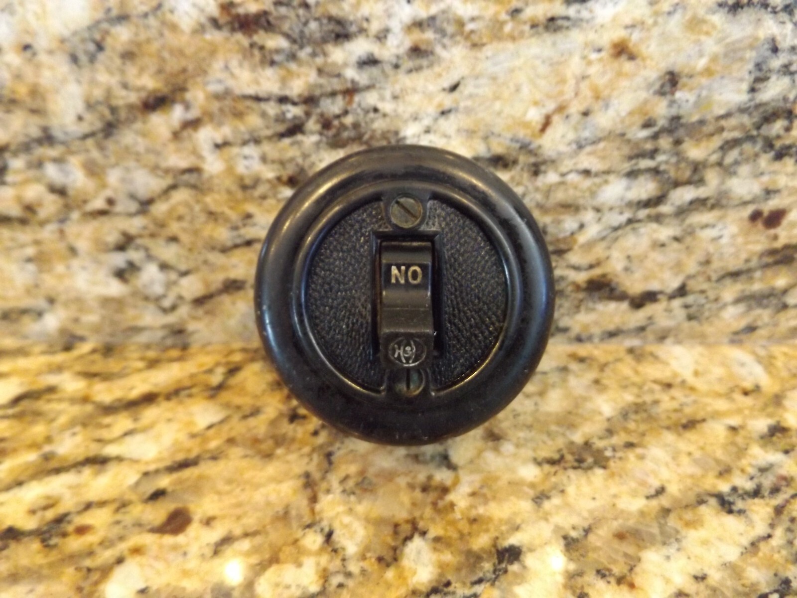 VINTAGE H&H TOGGLE PORCELAIN/BAKELITE LIGHT SWITCH STEAMPUNK / RESTORATION PROJ.