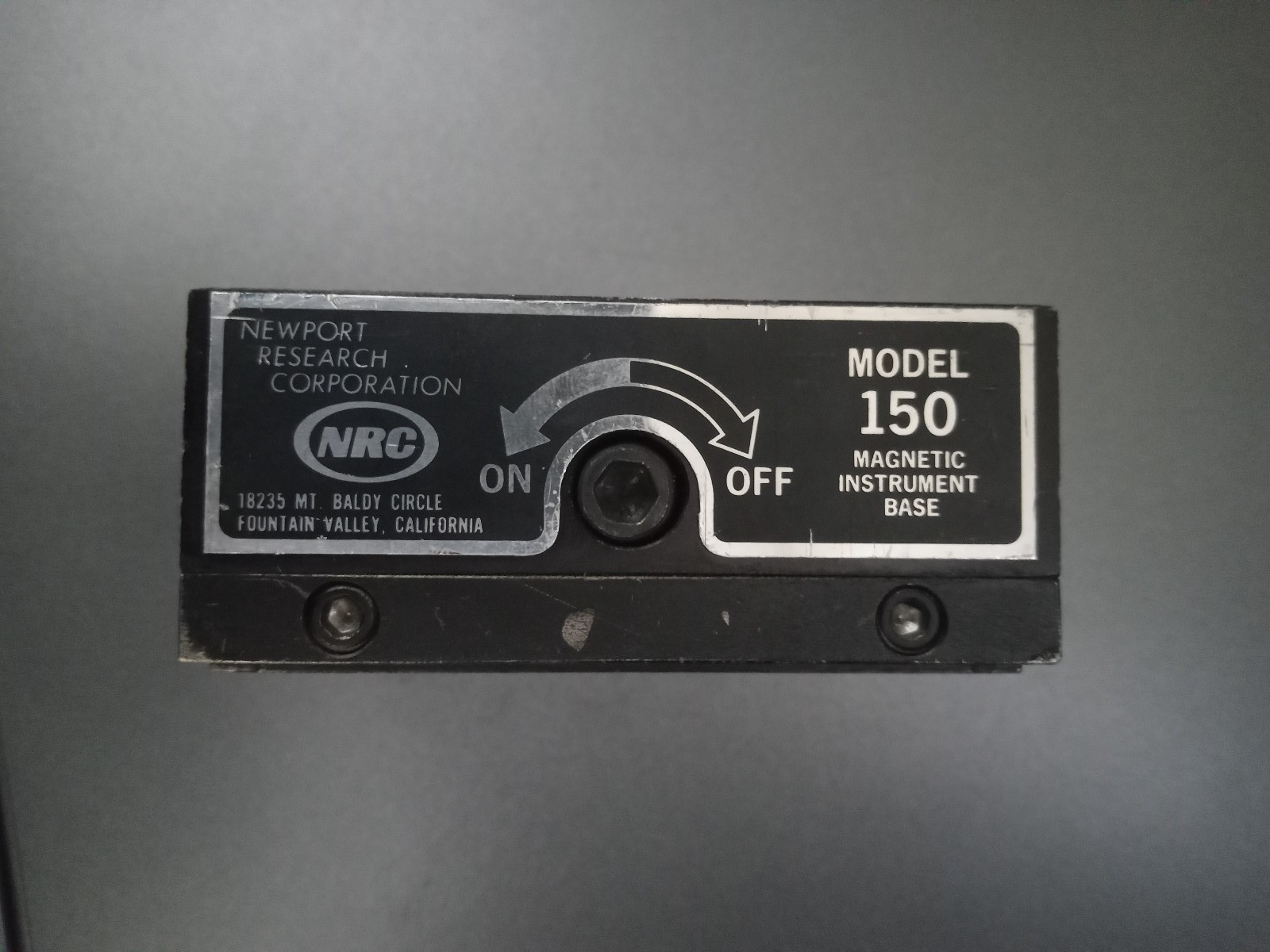 Newport Research Corporation Model 150 Magnetic Base Newport Research Corporation Model 150 Magnetic Base