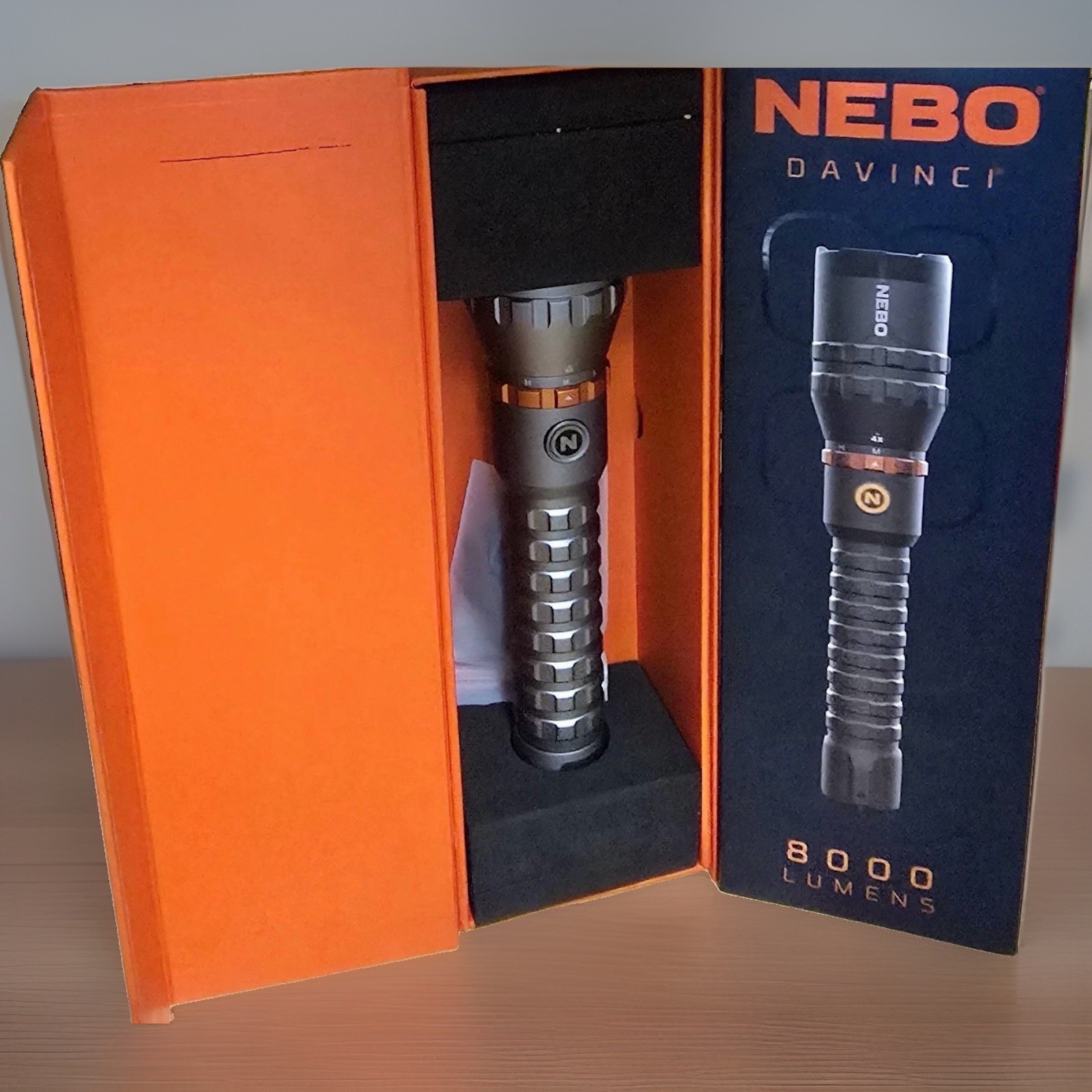 NEBO DAVINCI 8000 Lumens Mag Dial Flashlight Waterproof, 4X Zoom Power Bank New NEBO DAVINCI 8000 Lumens Mag Dial Flashlight Waterproof, 4X Zoom Power Bank New