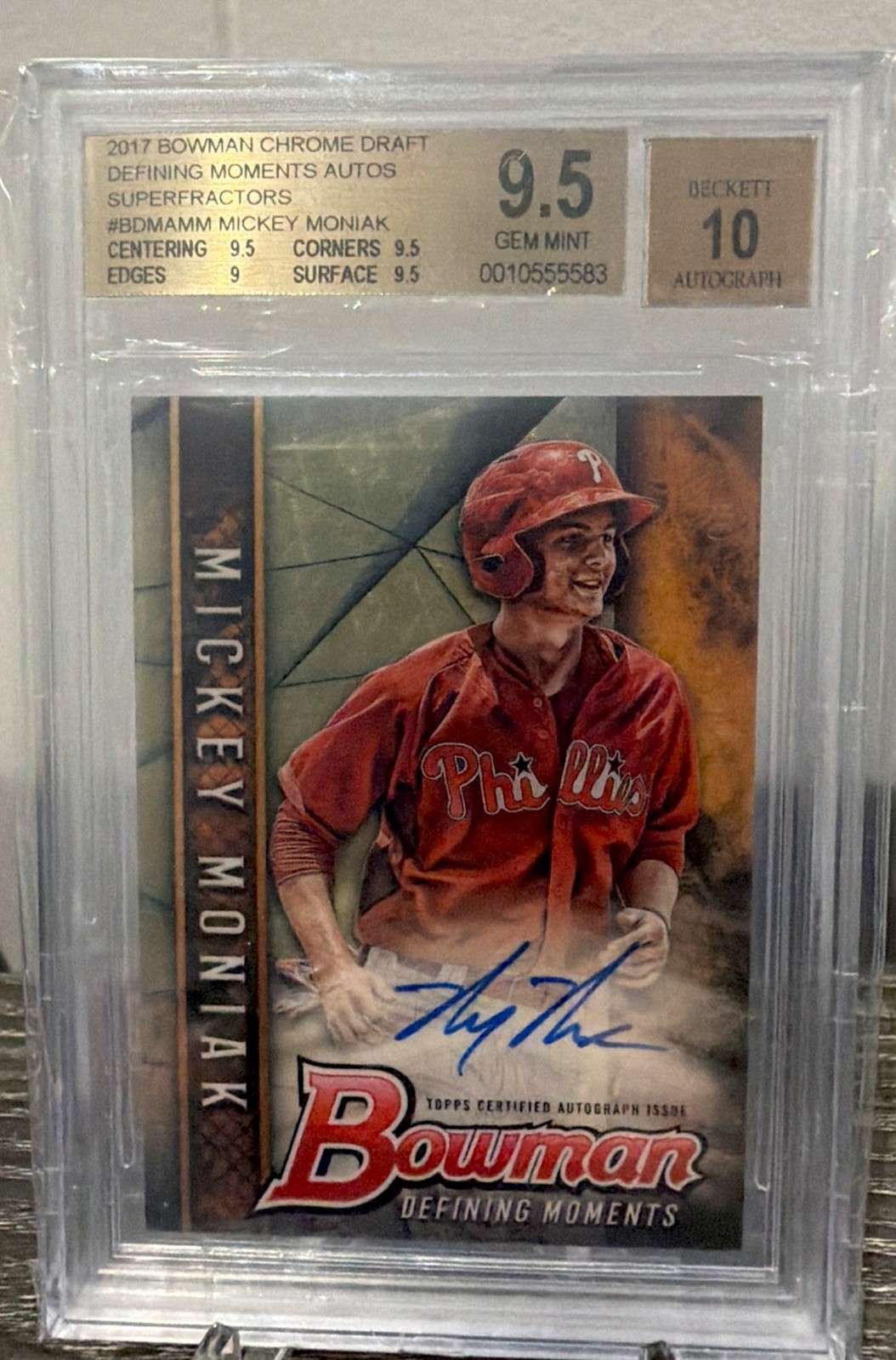 2017 Bowman Chrome Draft SUPERFRACTOR Defining Moments Auto Mickey Moniak