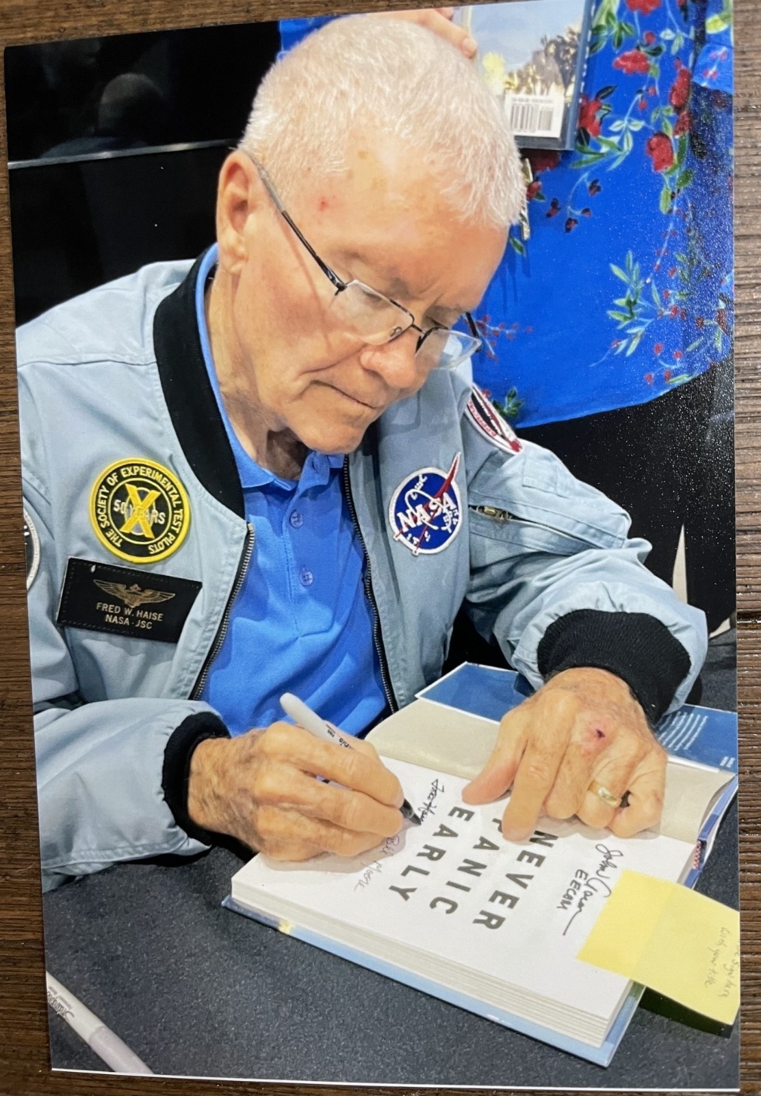 Fred Haise signed NEVER PANIC EARLY, 1st/1st, photo, flyer, Apollo 13 LMP