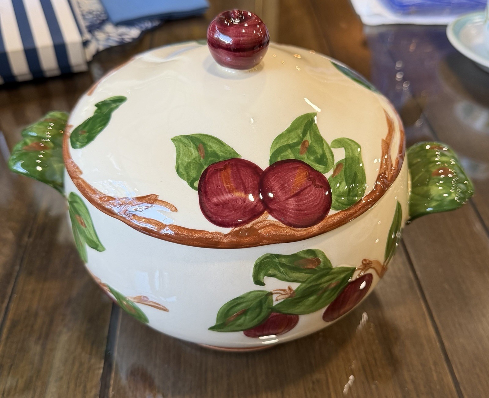 Vintage Franscian Apple Soup Tureen with Lid & Ladle made In USA Vintage Franscian Apple Soup Tureen with Lid & Ladle made In USA