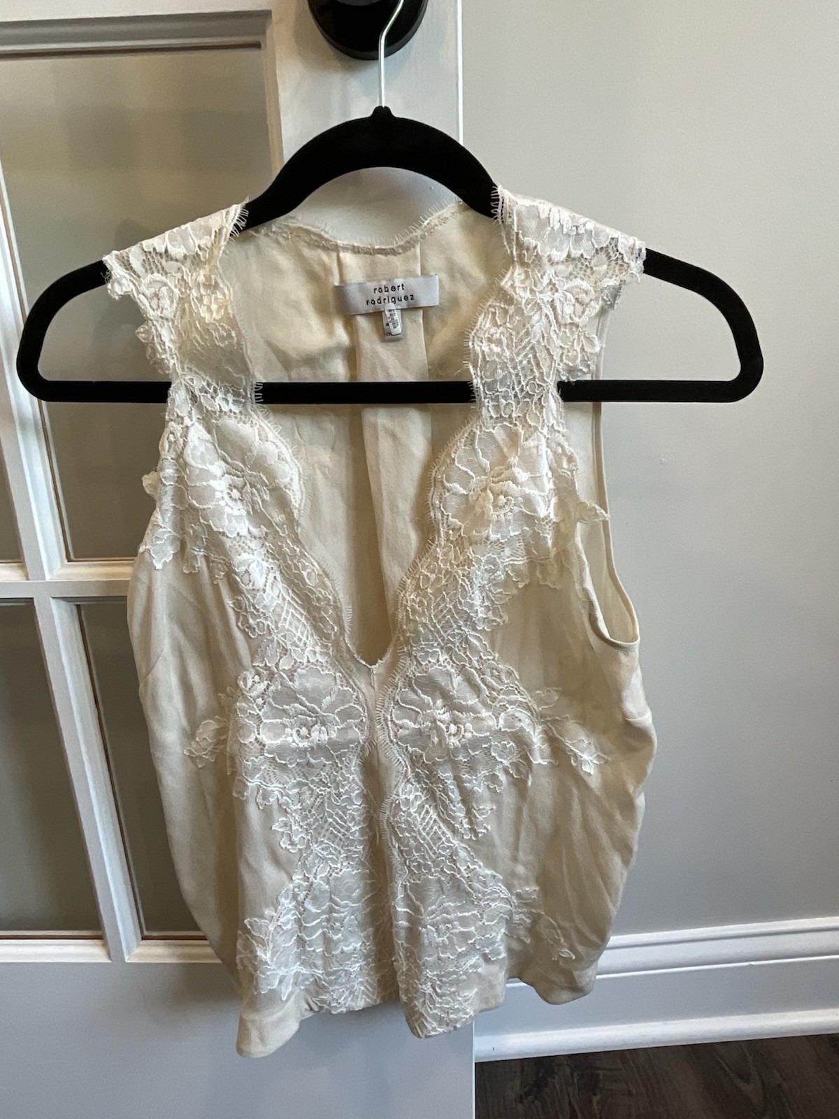 ROBERT RODRIGUEZ LACE CREAM COLOR TOP SZ 6 Silk ROBERT RODRIGUEZ LACE CREAM COLOR TOP SZ 6 Silk