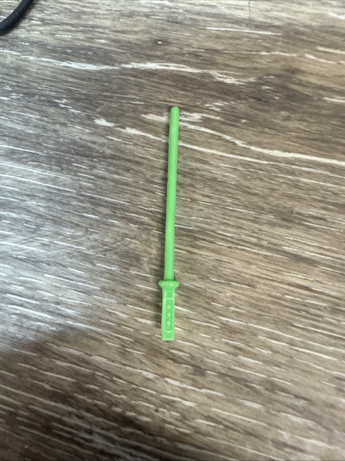 VINTAGE 1983 KENNER STAR WARS LUKE JEDI KNIGHT GREENLIGHT SABER AUTHENTIC VINTAGE 1983 KENNER STAR WARS LUKE JEDI KNIGHT GREENLIGHT SABER AUTHENTIC