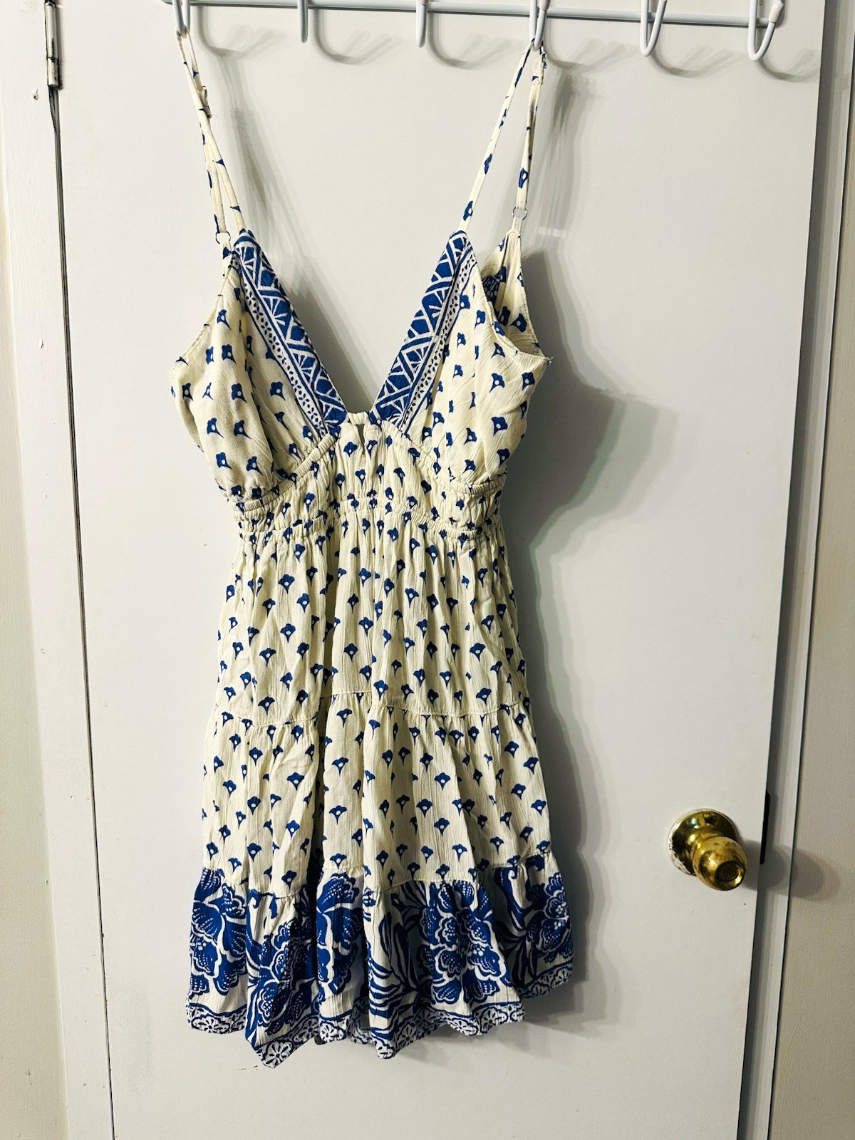 Angie Blue & White Floral V-Neck dress Adjustable Straps Elastic Waist L