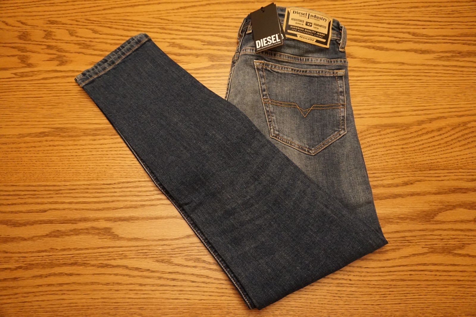 NWT MEN\'S DIESEL JEANS Multiple Sizes Thommer Slim - RE062 Blue Denim $250 NWT MEN\'S DIESEL JEANS Multiple Sizes Thommer Slim - RE062 Blue Denim $250