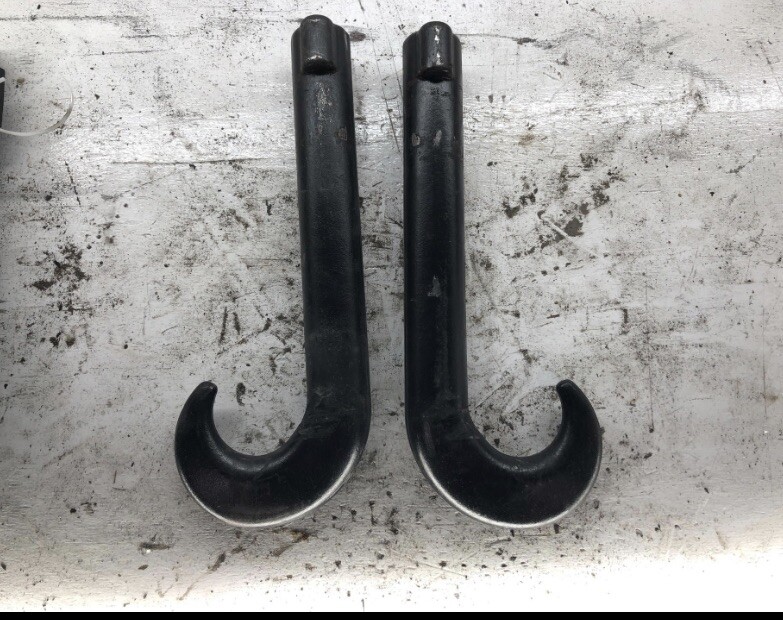 Set of International Pro-Star 3614821C1 Tow Hooks NEW Set of International Pro-Star 3614821C1 Tow Hooks NEW