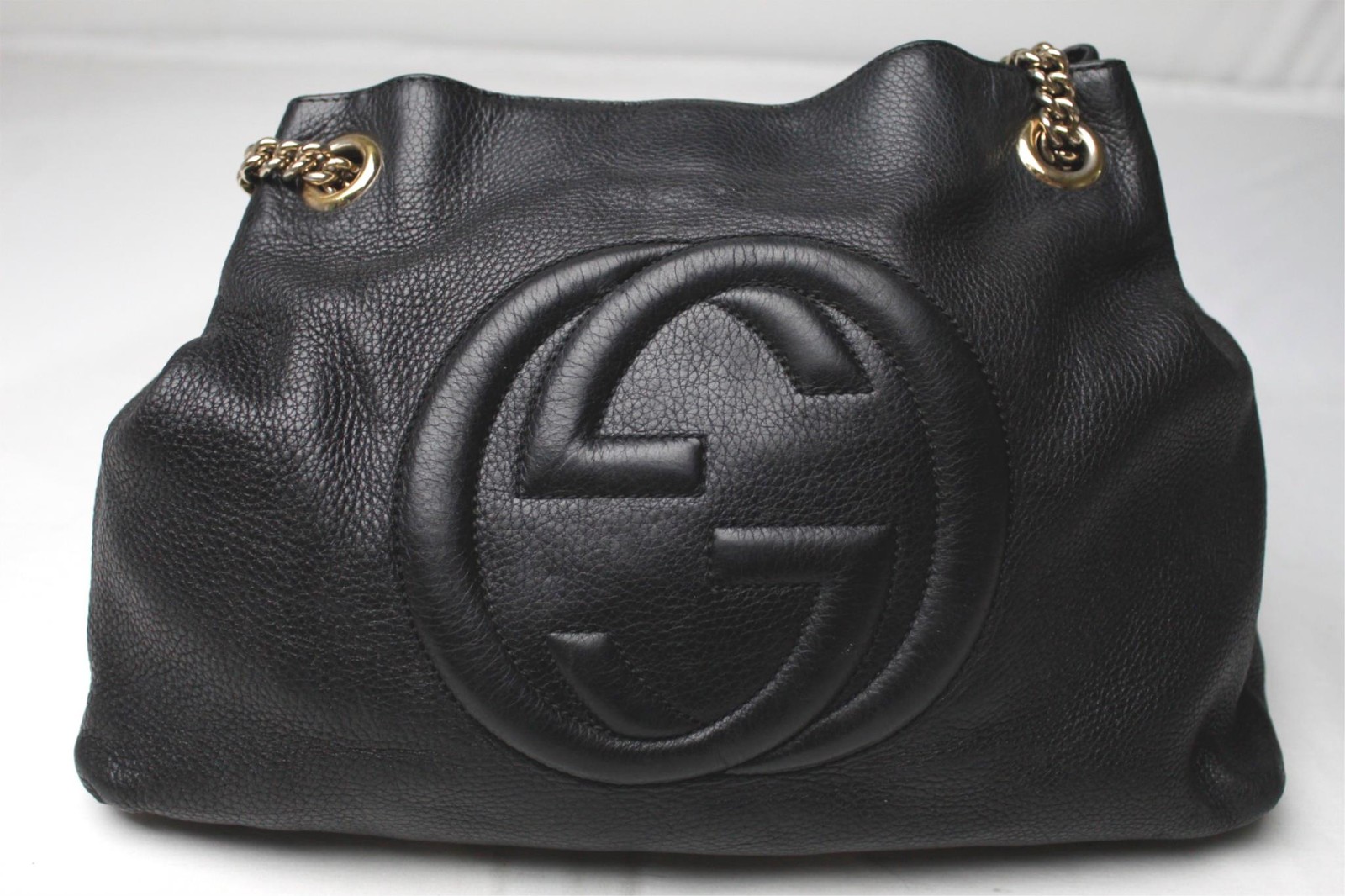 Gucci Women\'s Pebbled Calfskin Medium Soho Chain Shoulder Bag NC3 Black One Size