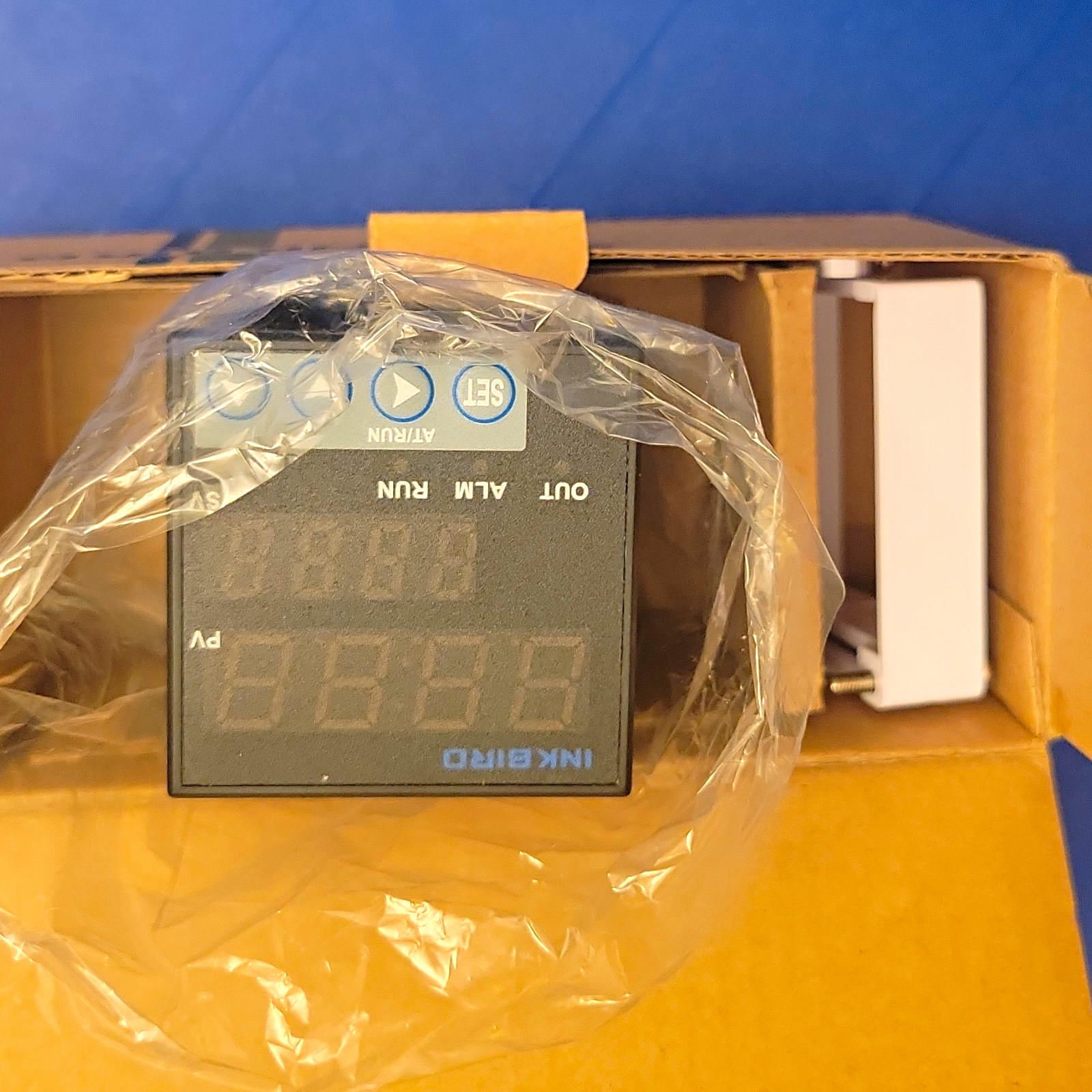 Inkbird ITC-106VH Temp Controller100-240V 2A & (2) SGELE SSR - 25DD W/Heatsink Inkbird ITC-106VH Temp Controller100-240V 2A & (2) SGELE SSR - 25DD W/Heatsink