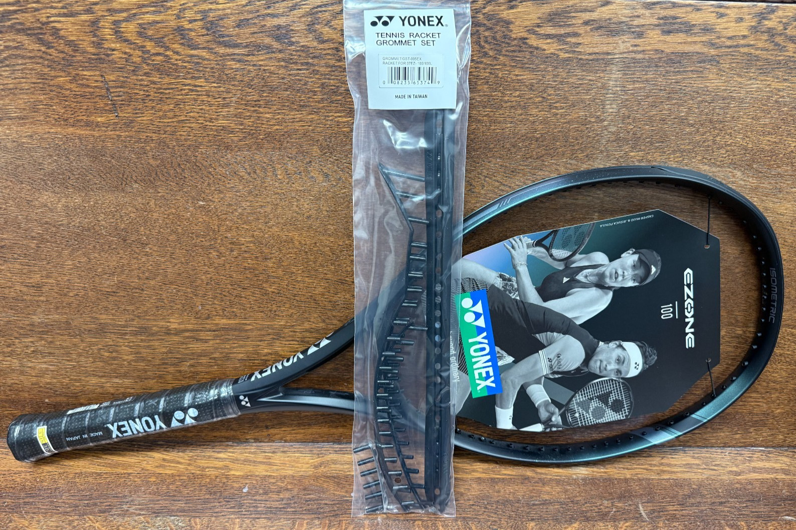 Yonex Ezone 100 / 100L Grommet set, 7th Gen, GSTEZ07100, Authorized Yonex Dealer Yonex Ezone 100 / 100L Grommet set, 7th Gen, GSTEZ07100, Authorized Yonex Dealer
