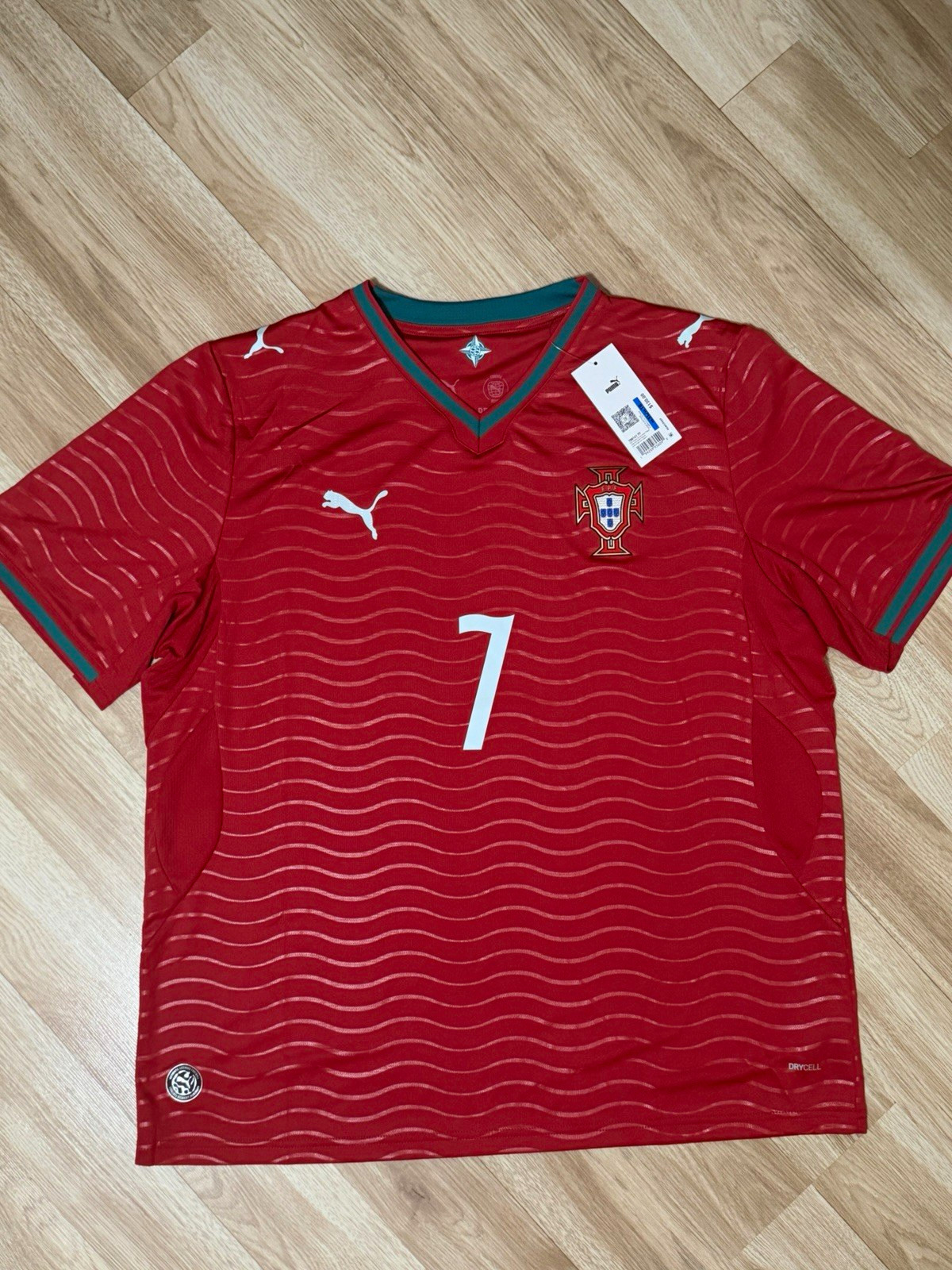 Authentic Puma Portugal Cristiano Ronaldo #7 Soccer Jersey Men’s XL NWT Authentic Puma Portugal Cristiano Ronaldo #7 Soccer Jersey Men’s XL NWT