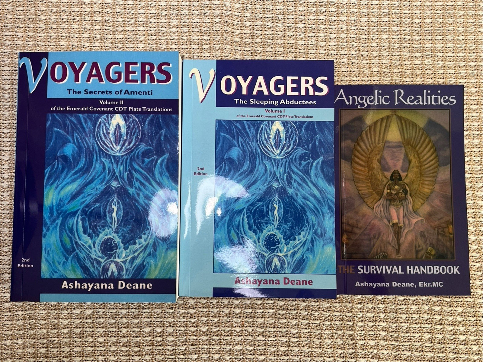 Voyagers Vol I 1 ,II 2 & Angelic Realities The Survival Handbook, Ashayana Deane Voyagers Vol I 1 ,II 2 & Angelic Realities The Survival Handbook, Ashayana Deane
