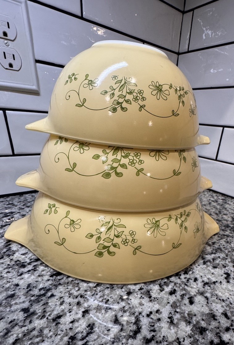 Vintage Pyrex Shenandoah Cinderella Mixing Bowls Set of 3 (442, 443, 444)