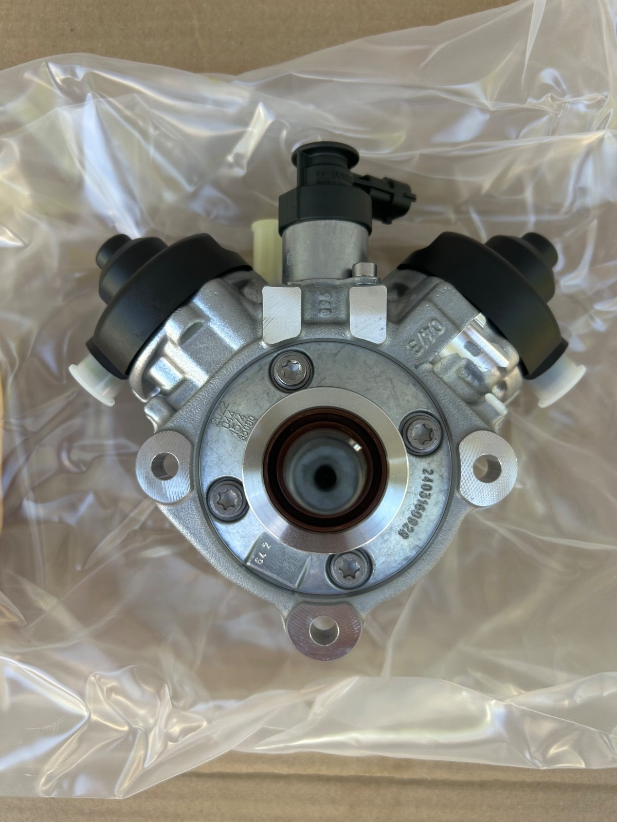 Genuine 14 - 19 Dodge Ram Eco Diesel / Jeep 3.0 Eco OEM NEW Bosch Injection Pump