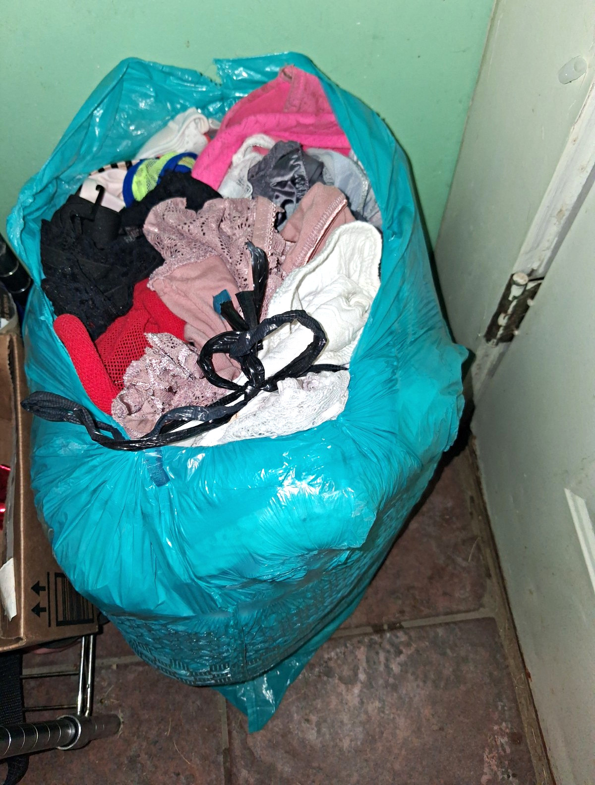 Women's Lingerie And Some Clothes As Well Sizes Medium/large Mostly Brand New