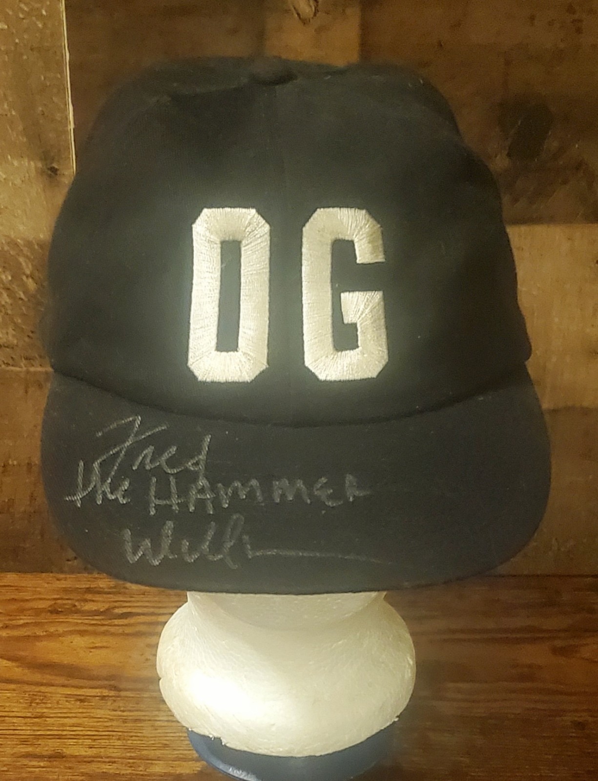 1996 \