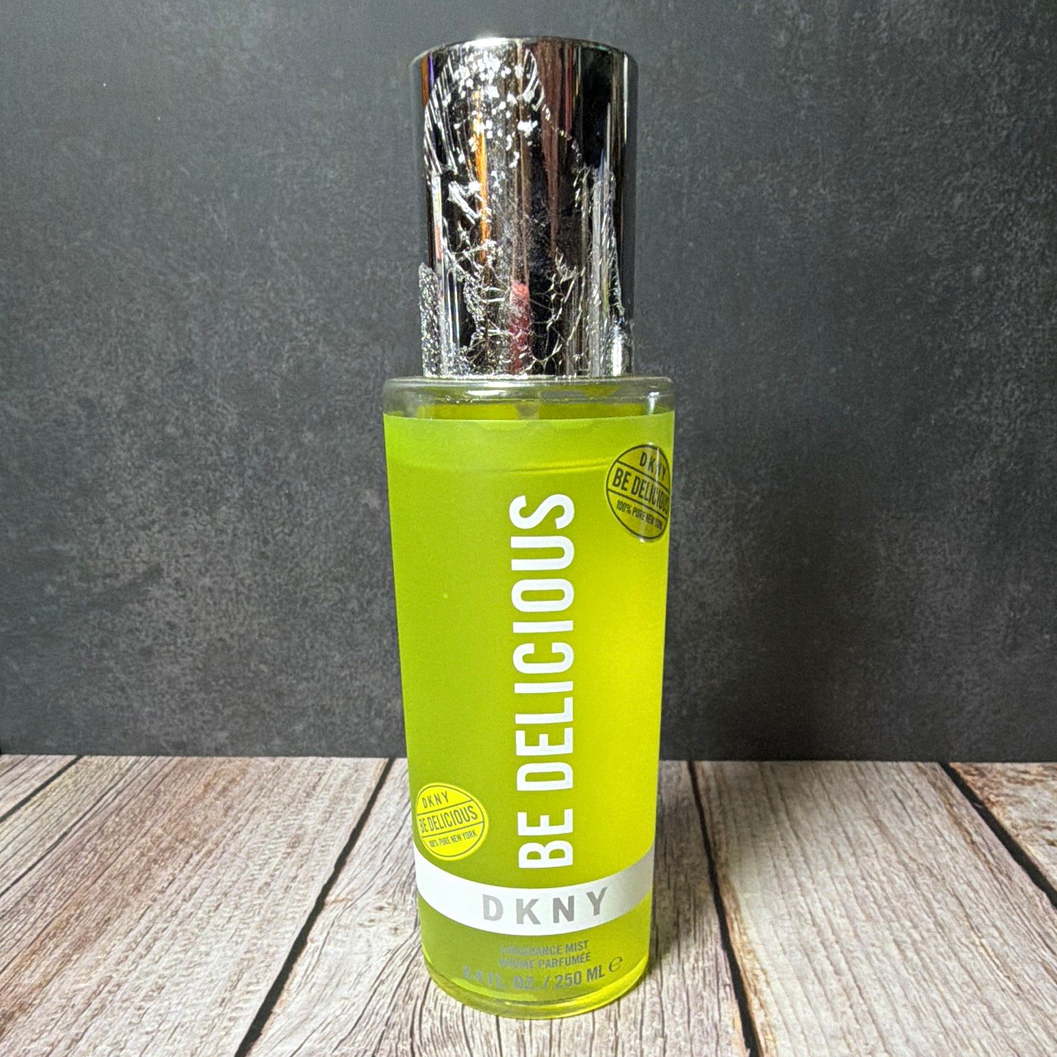 DKNY Be Delicious Fragrance Mist Spray, Regular Size 8.4 fl oz / 250 ml DKNY Be Delicious Fragrance Mist Spray, Regular Size 8.4 fl oz / 250 ml
