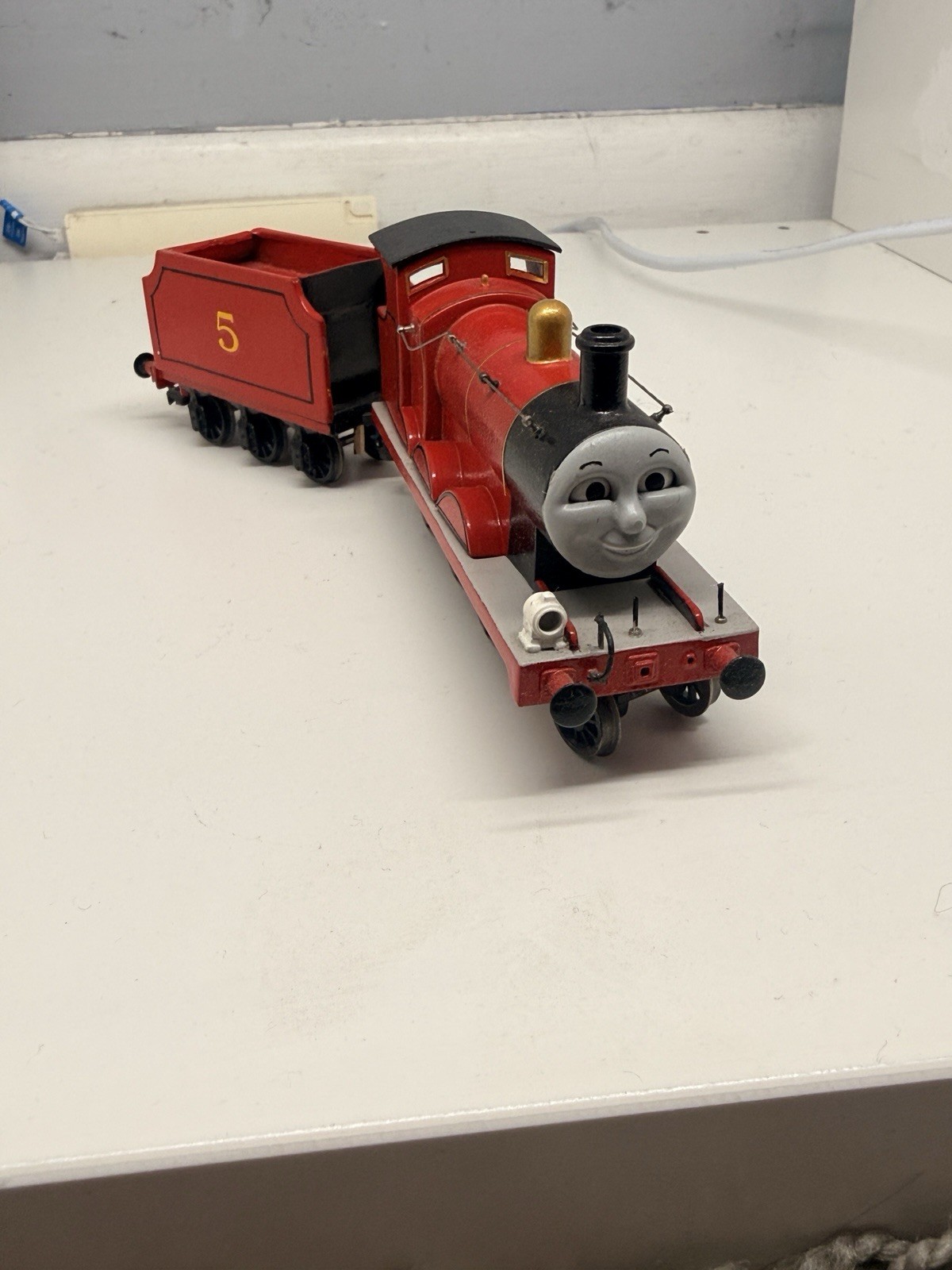 CUSTOM HO Scale James (Season 1-5) Thomas the Tank Engine & Friends Bachmann