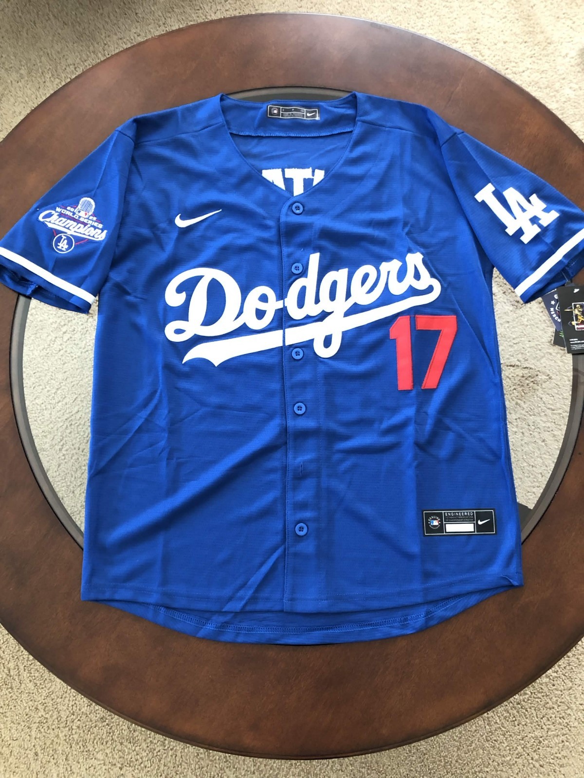 sNWT Shohei Ohtani Dodgers Men's XL Blue Away Jersey Stitched #17 sNWT Shohei Ohtani Dodgers Men's XL Blue Away Jersey Stitched #17