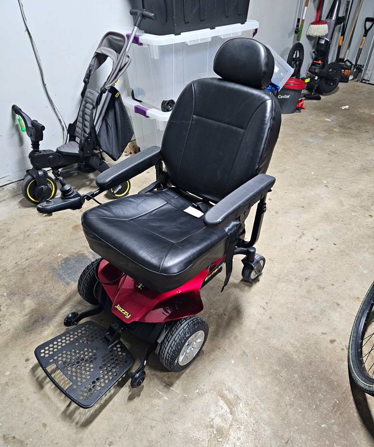 Jazzy Elite ES 4-Wheel Electric Powerchair Red/Black 4 mph Adult/Senior