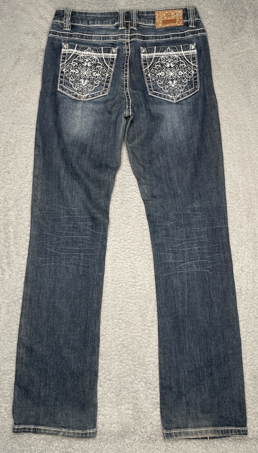 Shyanne Arabian Jeans Womens Size 6 (29x34) Mid Rise Bootcut Floral Embroidery