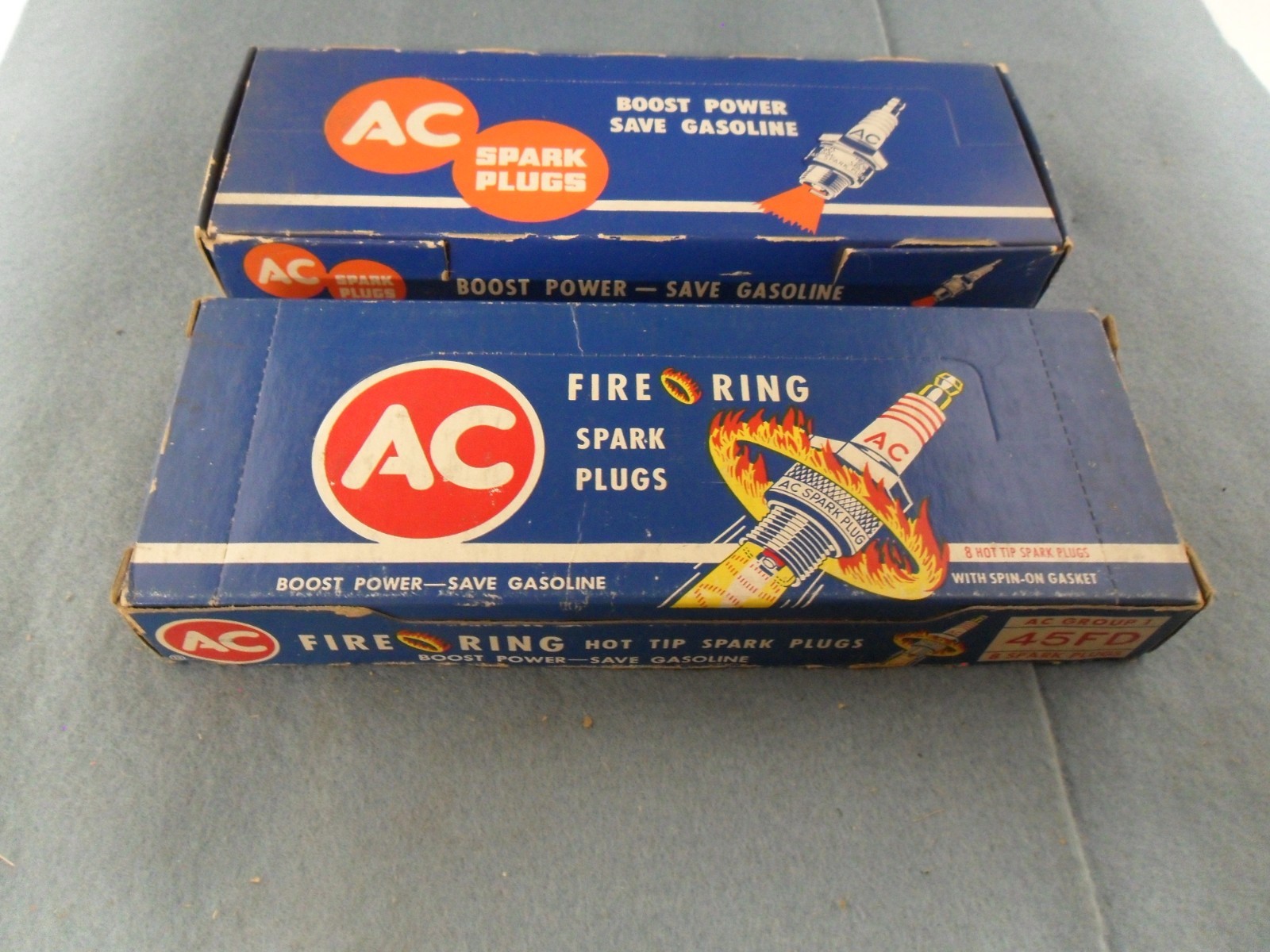 2 sets of 8 New AC 45FD & 86T spark plugs 1957 1959 Antique Obsolete Vintage USA 2 sets of 8 New AC 45FD & 86T spark plugs 1957 1959 Antique Obsolete Vintage USA