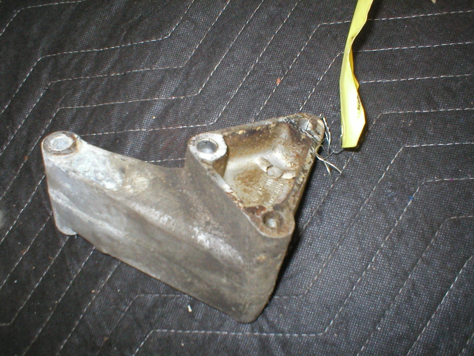 1986 87 88 89 Camaro Firebird 2.8L 3.1L V6 POWER STEERING Bracket 14033101 GM 1986 87 88 89 Camaro Firebird 2.8L 3.1L V6 POWER STEERING Bracket 14033101 GM