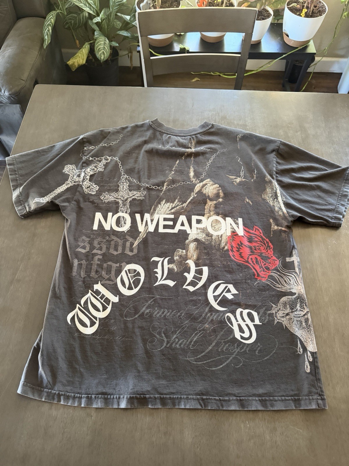 Darc Sport “No Weapon” Fallen Angel Men’s Oversized Tee in Wolf Gray. Size Large